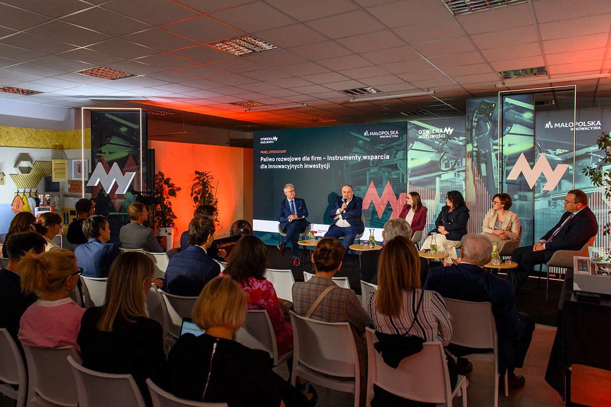 współpraca pomiędzy sektorem publicznym a biznesem może realnie wspierać rozwój regionalny współpraca pomiędzy sektorem publicznym a biznesem może realnie wspierać rozwój regionalny