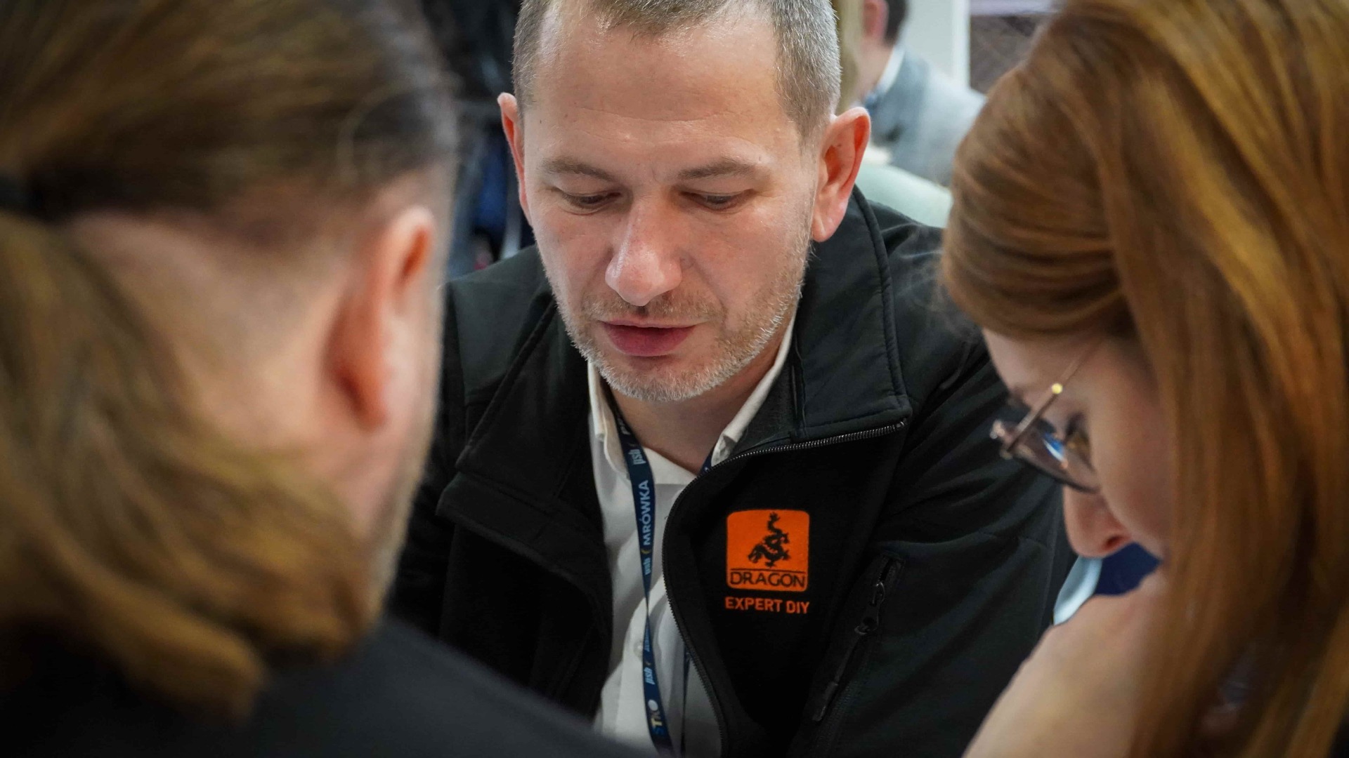 Dragon Poland poznaj ofertę Dragon Poland wiodący producent chemii budowlanej, gospodarczej i motoryzacyjnej